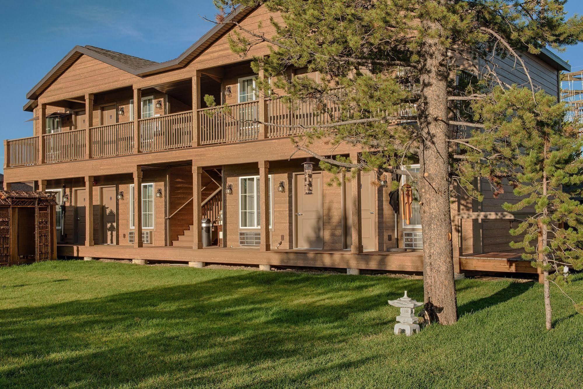 Tao'S Inn West Yellowstone Extérieur photo