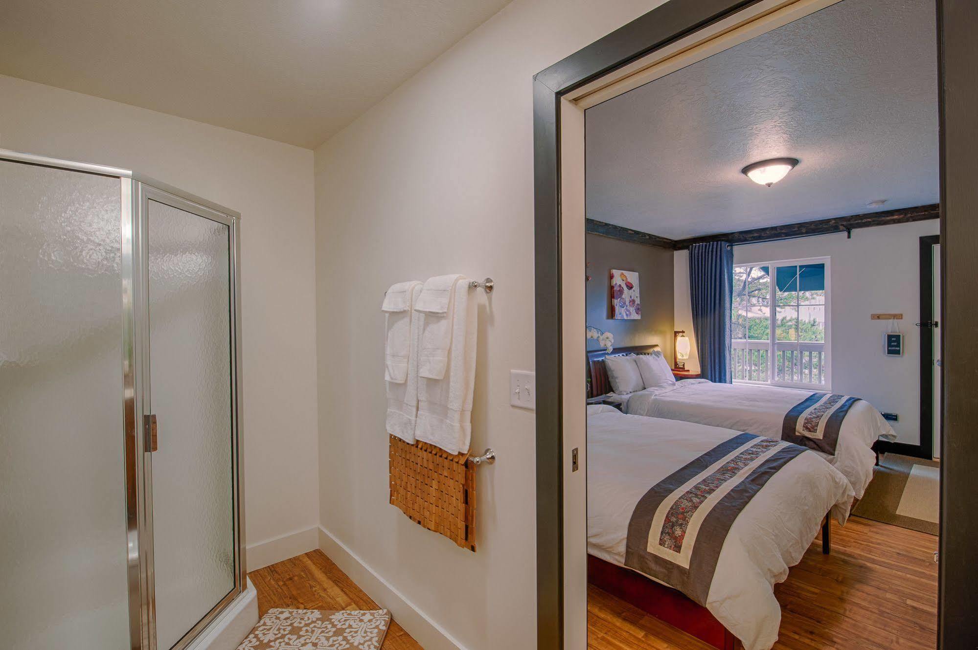 Tao'S Inn West Yellowstone Extérieur photo