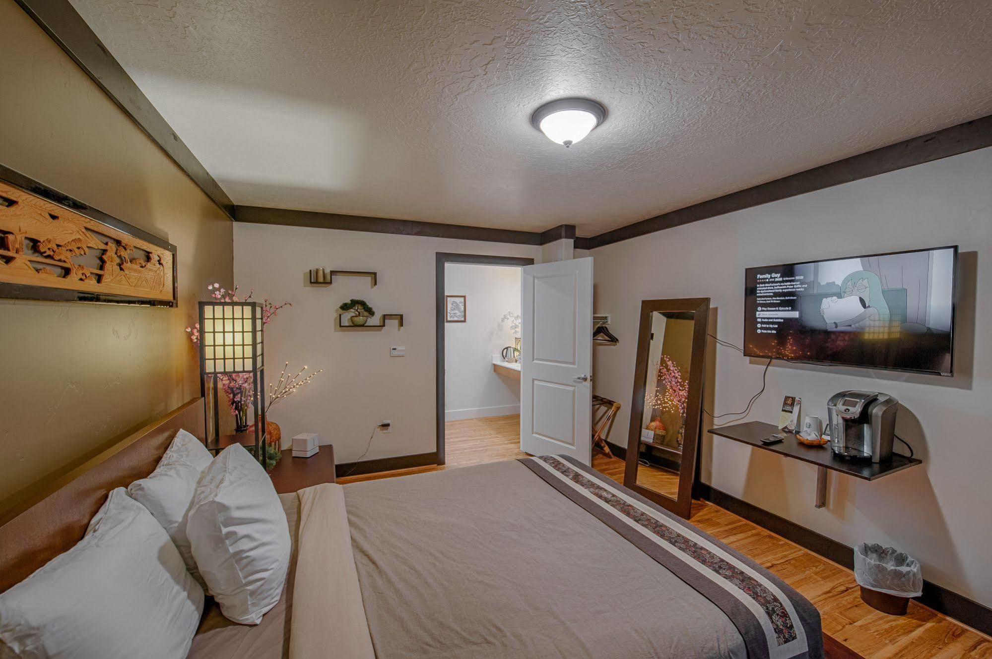 Tao'S Inn West Yellowstone Extérieur photo